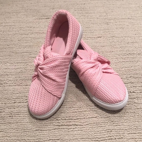BNWOT pink weave look pink slip ones. - Picture 1 of 8